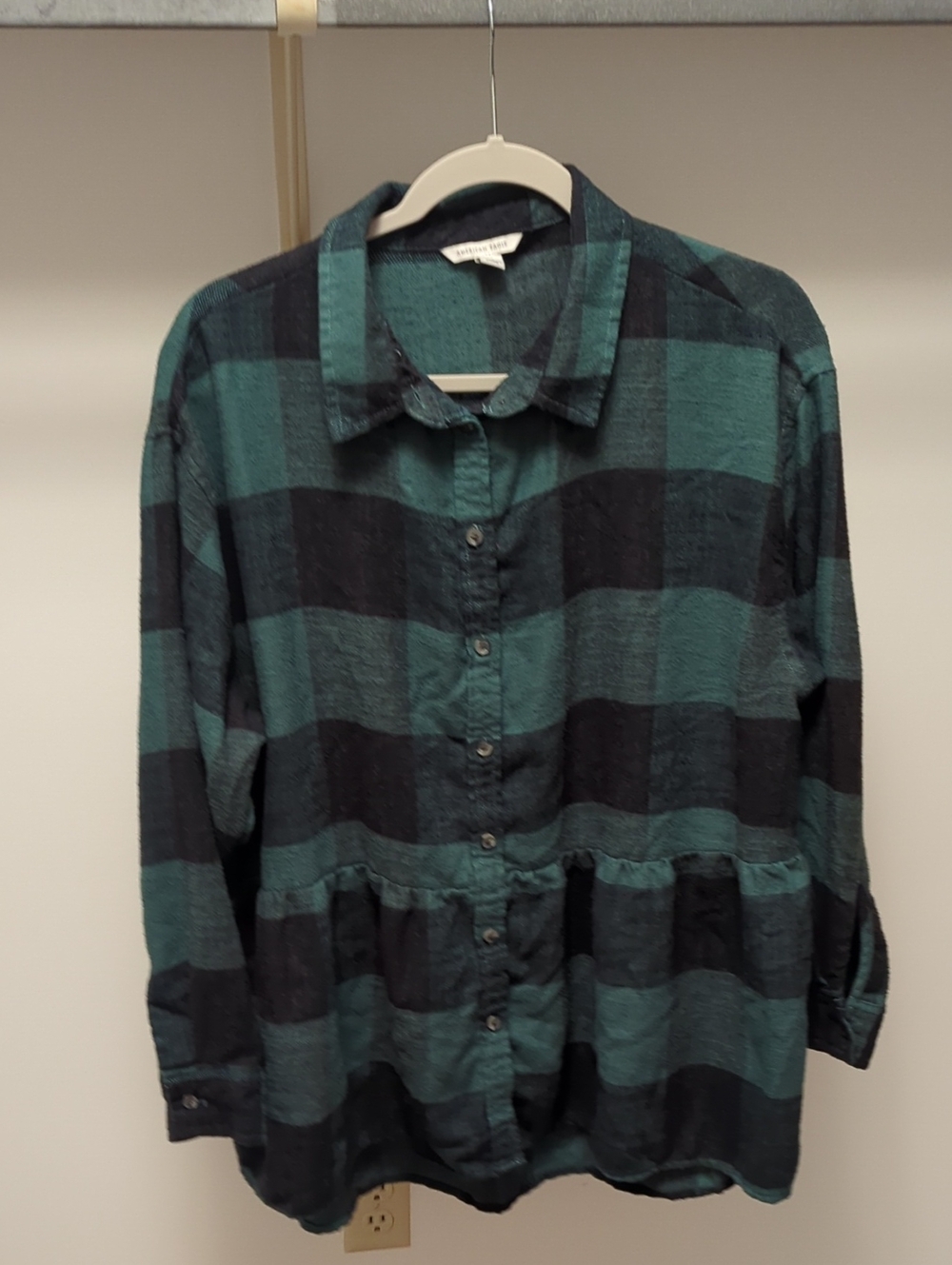 American Eagle Green and Black Plaid Button-Front Peplum Tunic Shirt Large
